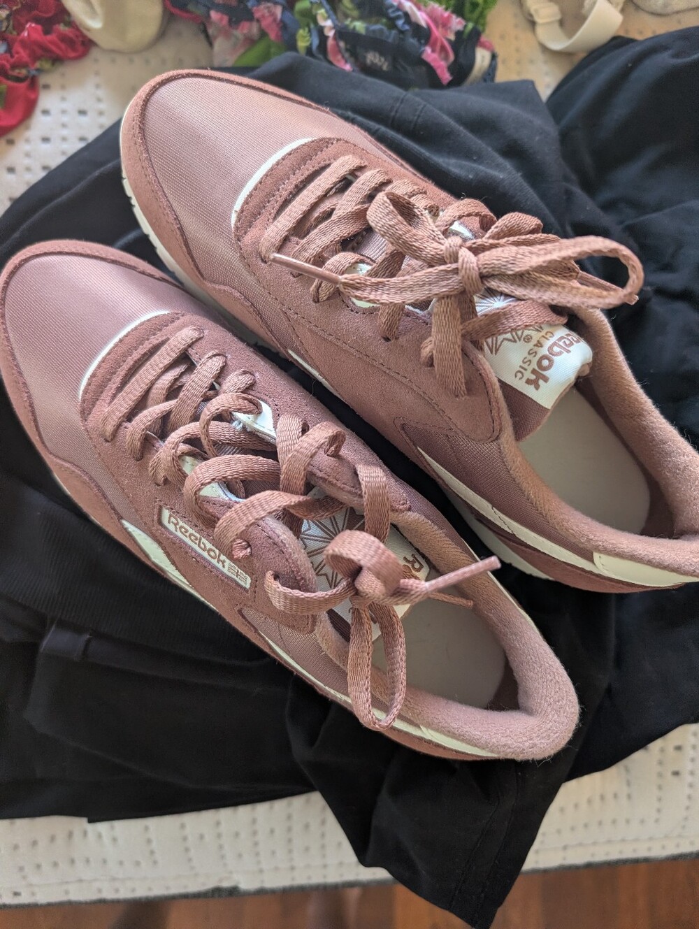 Reebok Brown And White Sneaker - Picture 2 of 5